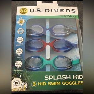Swim googles, 3 pairs for ages 4+